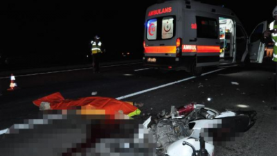 Edirne’de Motosikletiyle Tır’a Çarpan 16 Yaşındaki Genç Öldü