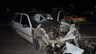 Kamyona Çarpan Otomobilin Sürücüsü Ağır Yaralandı