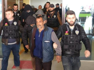 Edirne’de Uyuşturucu Satıcılarına Operasyon: 10 Gözaltı