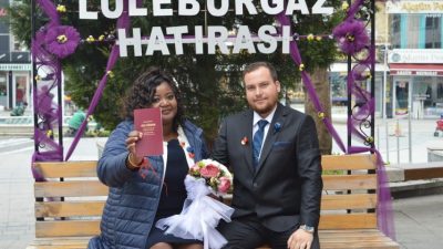 Amerikalı Gelin Türk Gelenekleriyle Lüleburgaz’da Evlendi